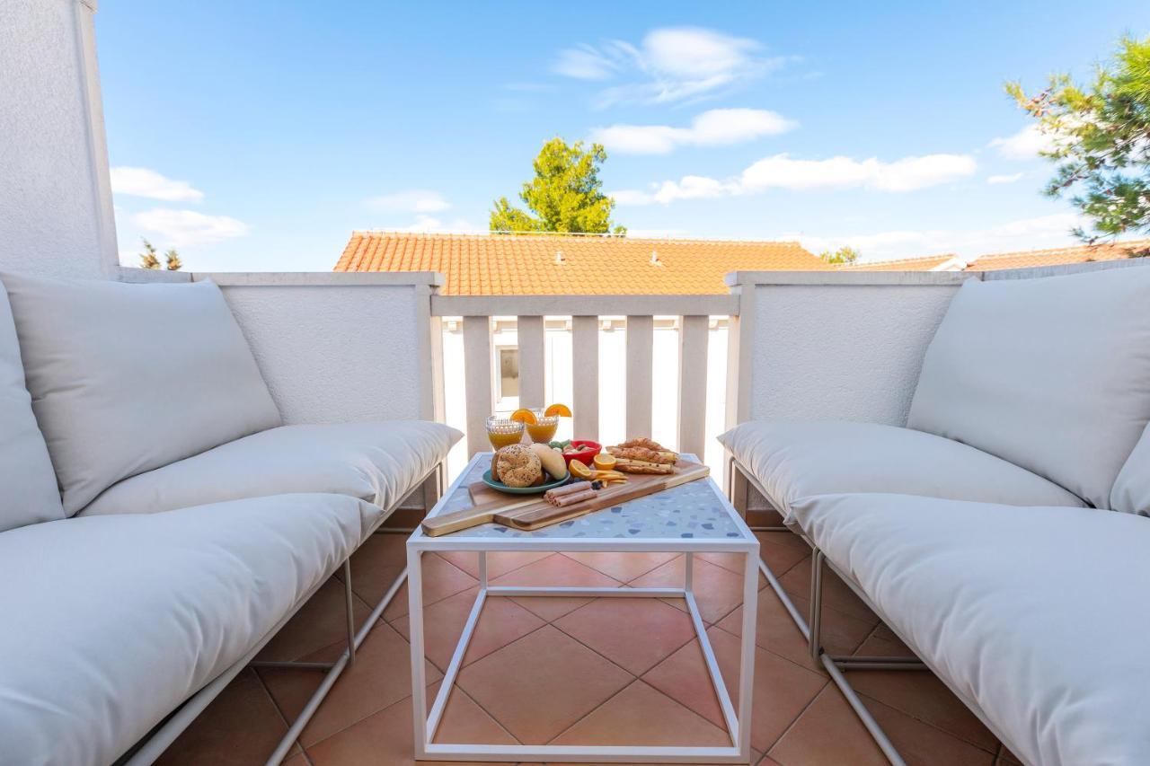 Apartman Luri Sutivan Εξωτερικό φωτογραφία