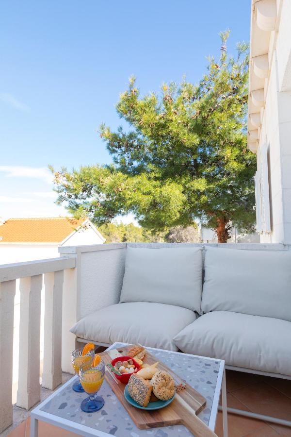 Apartman Luri Sutivan Εξωτερικό φωτογραφία