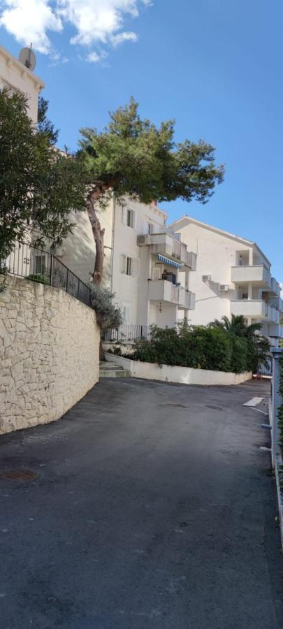 Apartman Luri Sutivan Εξωτερικό φωτογραφία